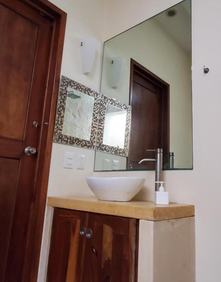 Layla Guesthouse Puerto Morelos Luaran gambar