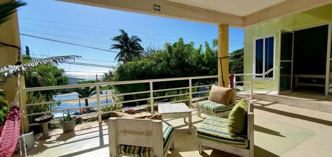 Layla Guesthouse Puerto Morelos Luaran gambar